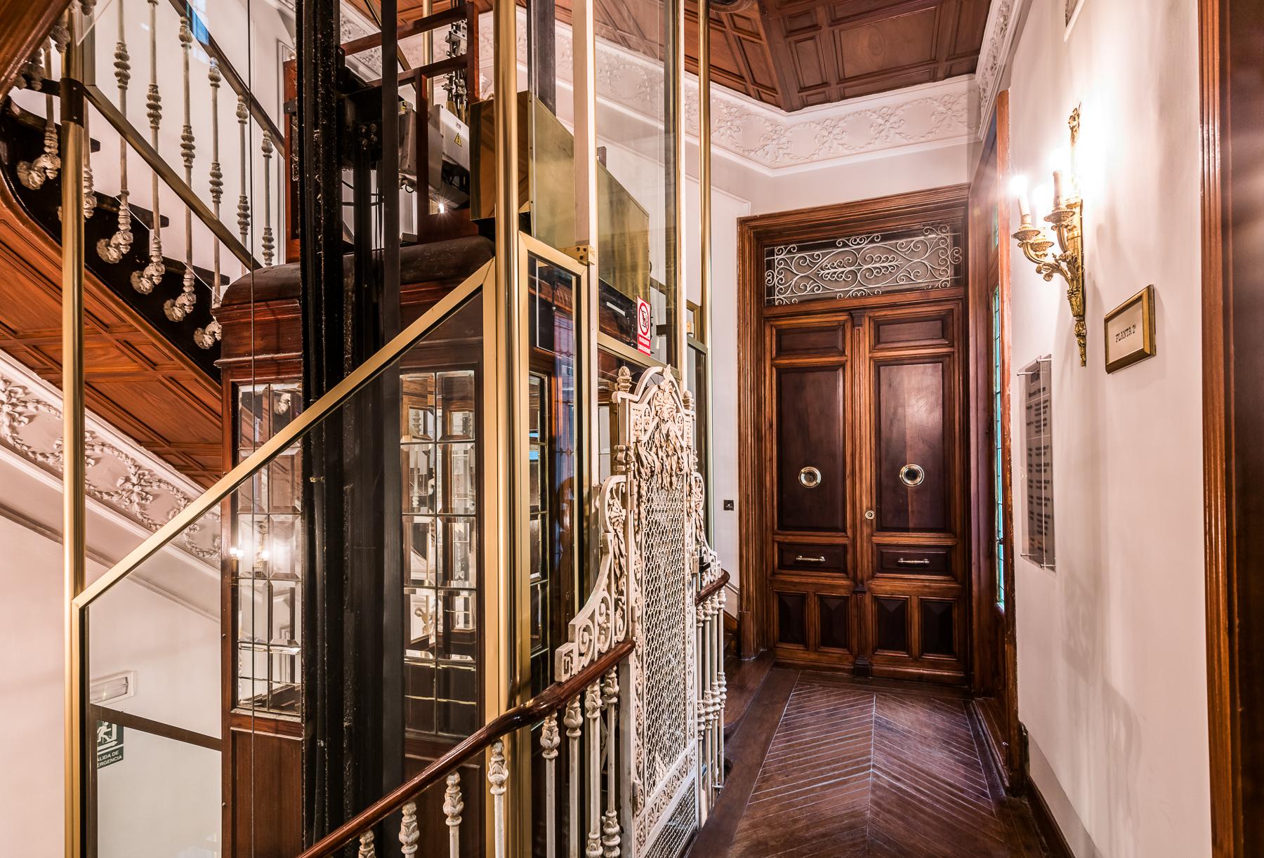 Intur Palacio San Martin Madrid Bagian luar foto